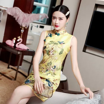 Çin Cheongsam Nakış Düğün Kolsuz Qipao Parti Elbiseler